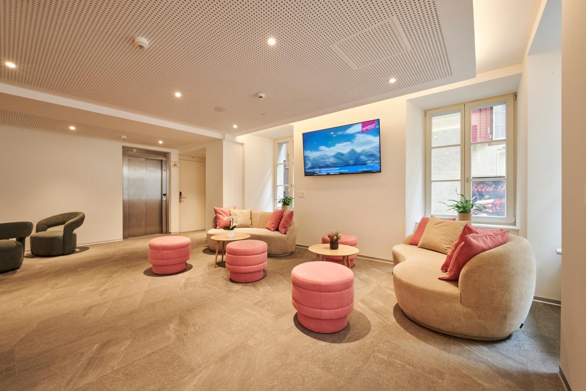 Aparthotel Krone - Self Check-In Unterseen ภายนอก รูปภาพ