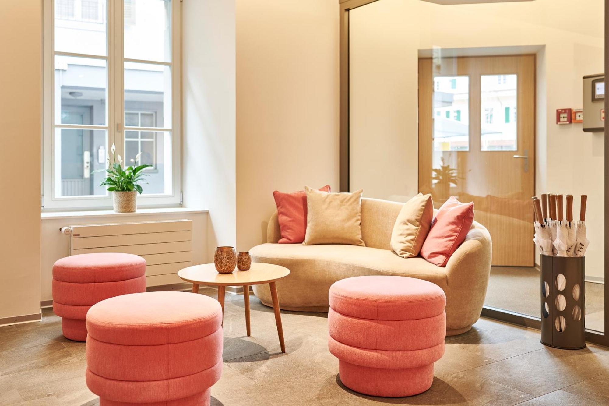 Aparthotel Krone - Self Check-In Unterseen ภายนอก รูปภาพ
