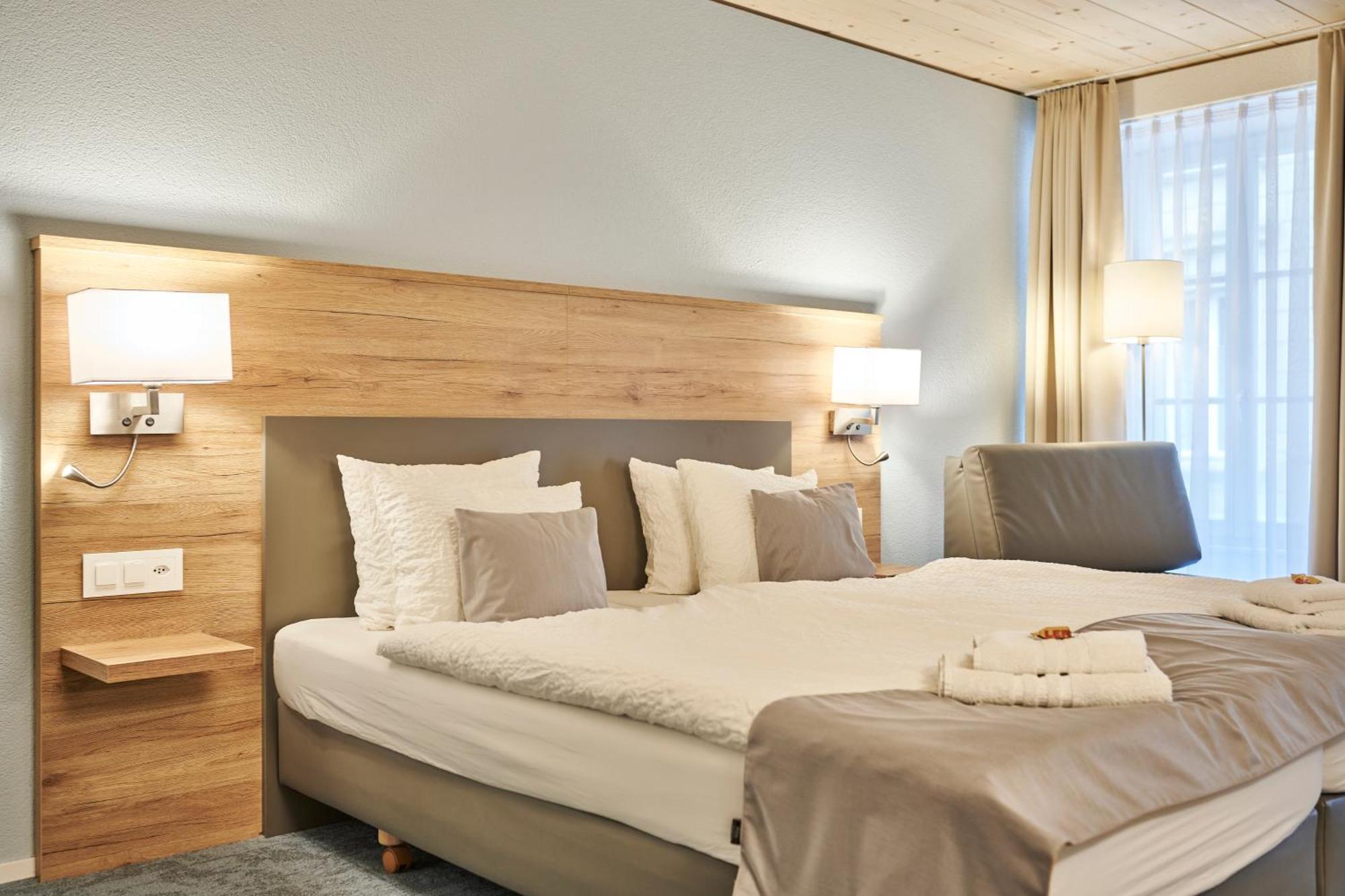 Aparthotel Krone - Self Check-In Unterseen ภายนอก รูปภาพ