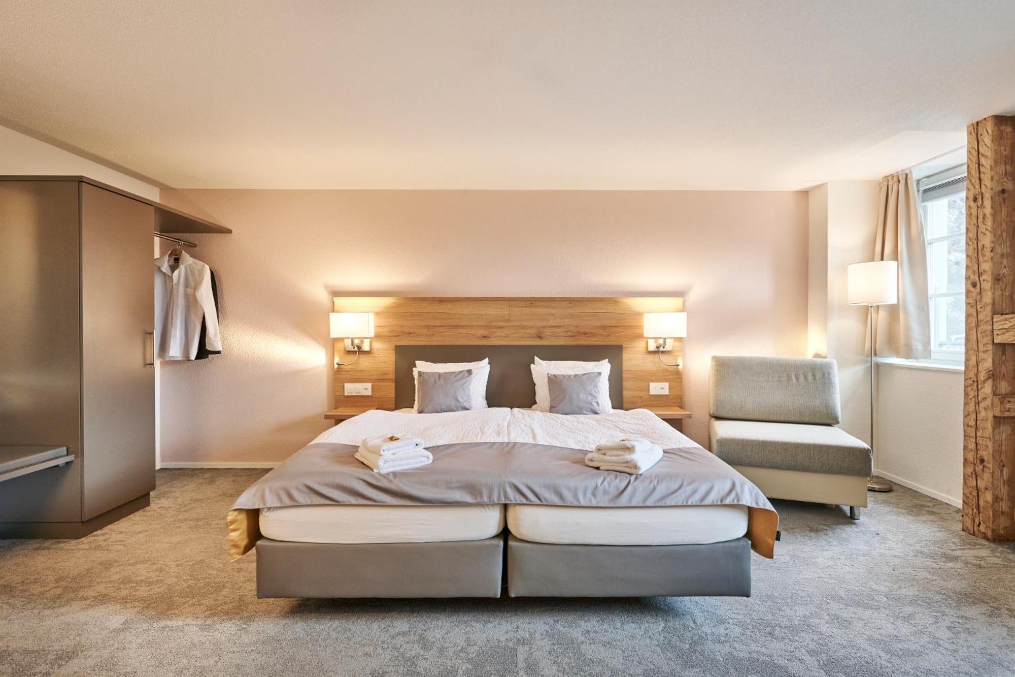 Aparthotel Krone - Self Check-In Unterseen ภายนอก รูปภาพ