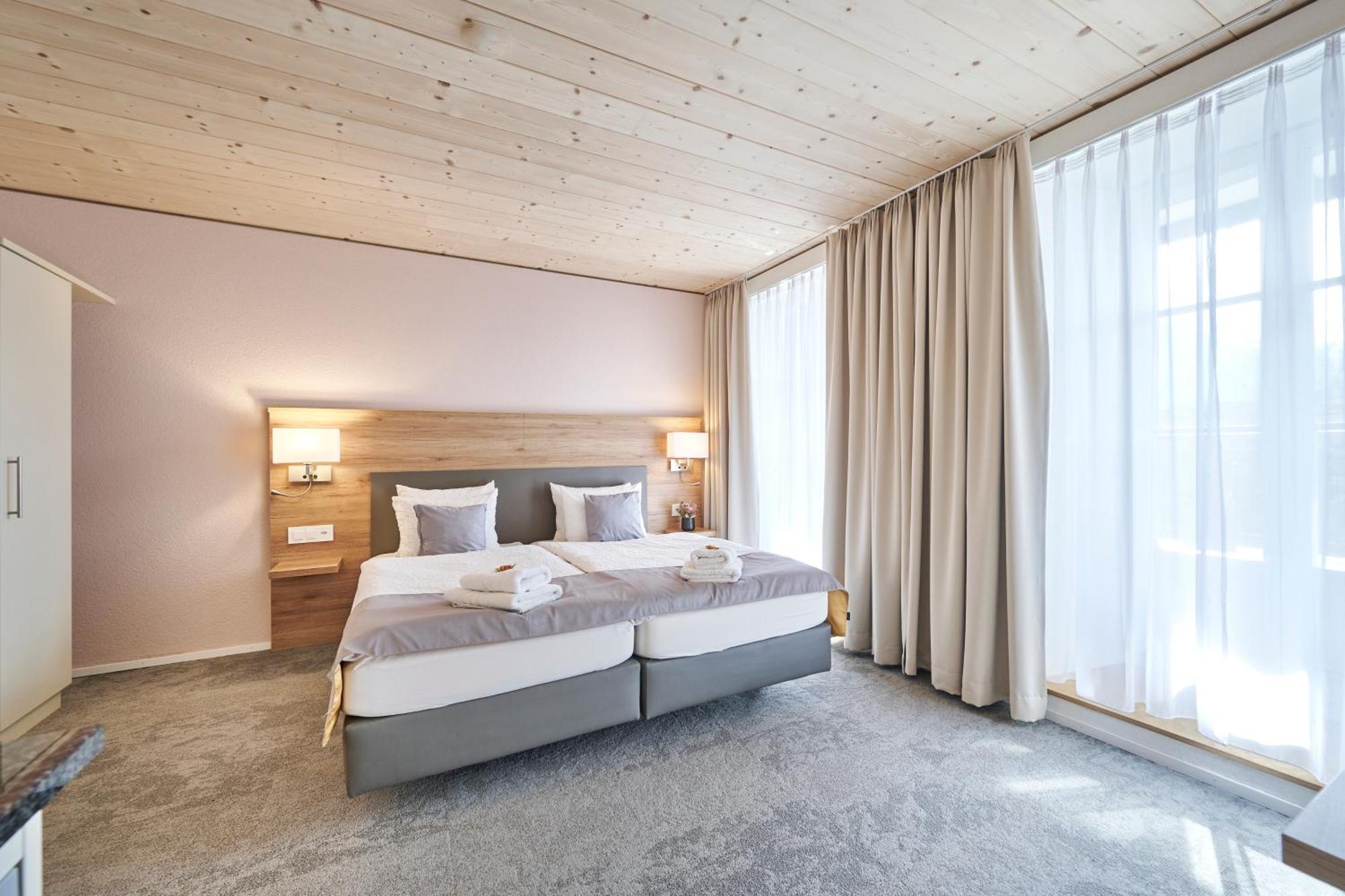 Aparthotel Krone - Self Check-In Unterseen ภายนอก รูปภาพ