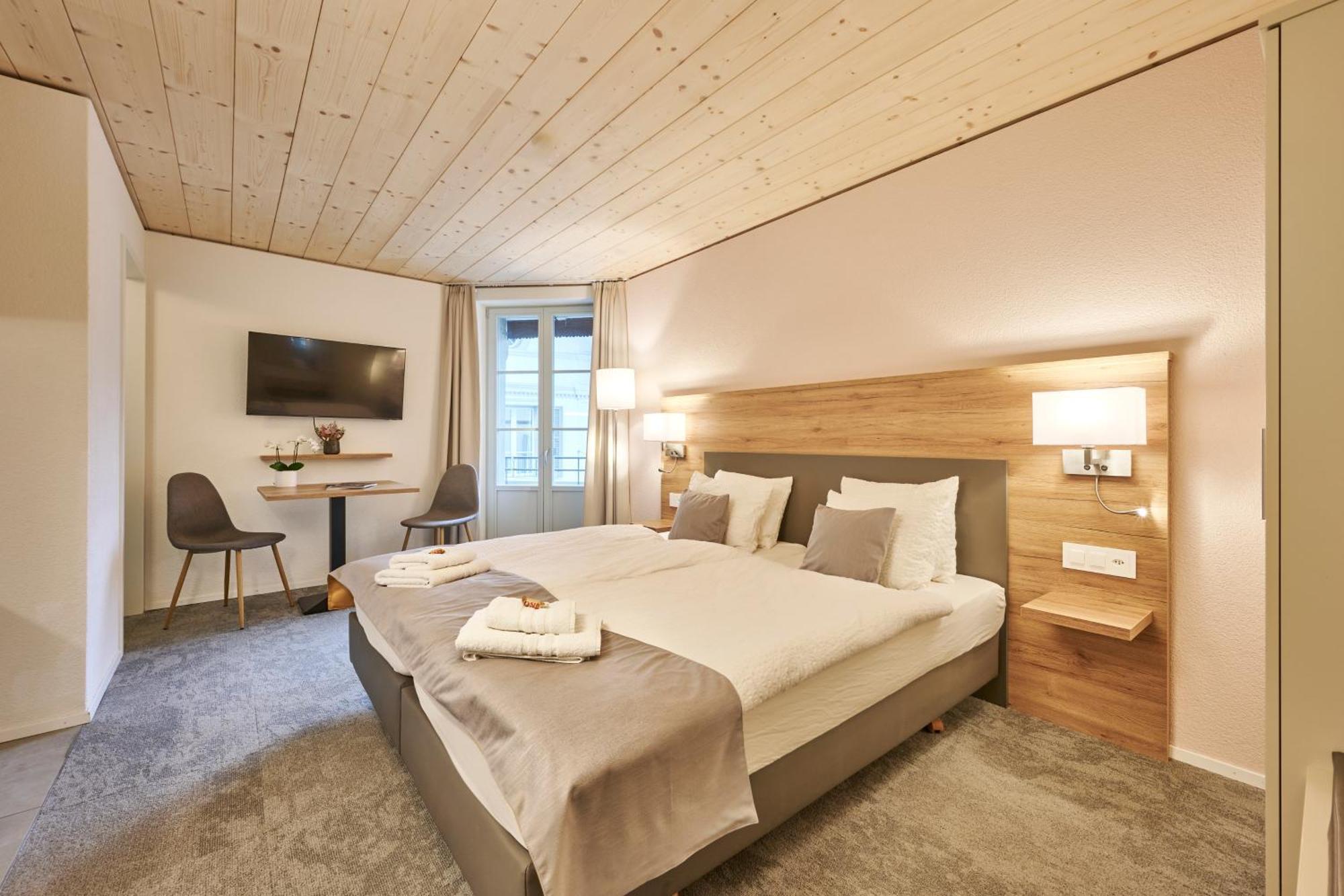 Aparthotel Krone - Self Check-In Unterseen ภายนอก รูปภาพ