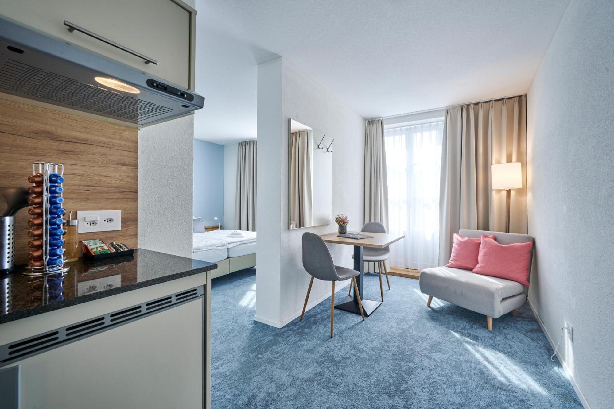 Aparthotel Krone - Self Check-In Unterseen ภายนอก รูปภาพ