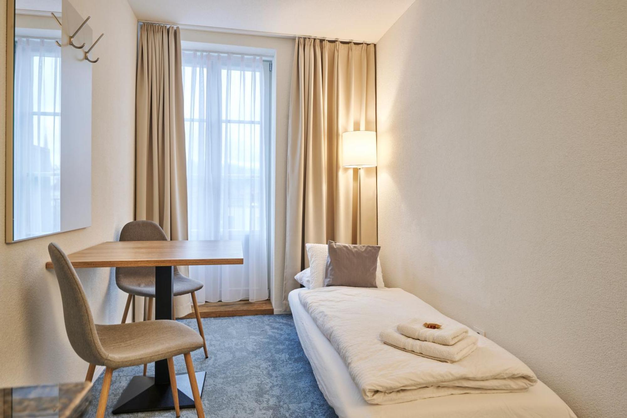 Aparthotel Krone - Self Check-In Unterseen ภายนอก รูปภาพ