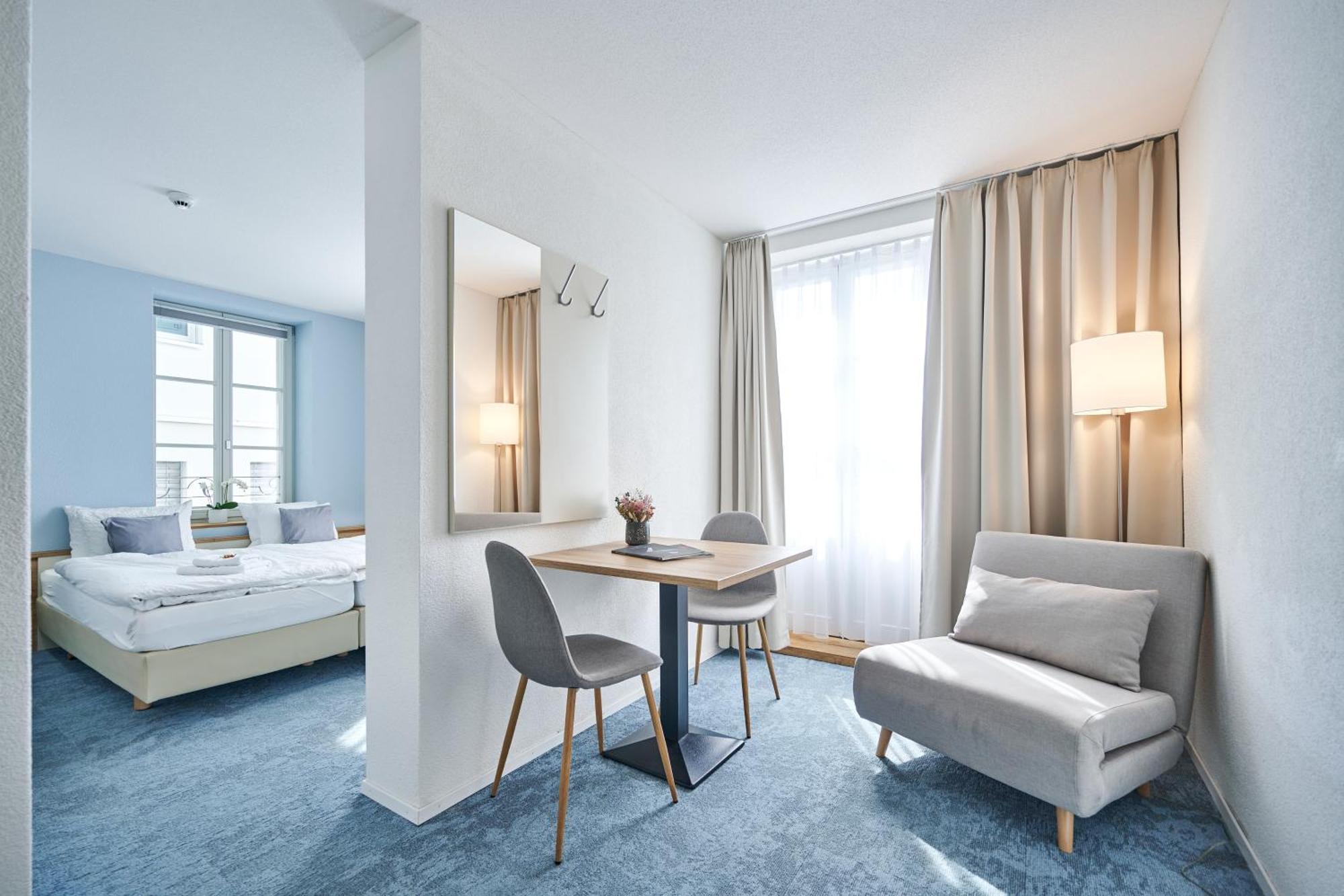 Aparthotel Krone - Self Check-In Unterseen ภายนอก รูปภาพ