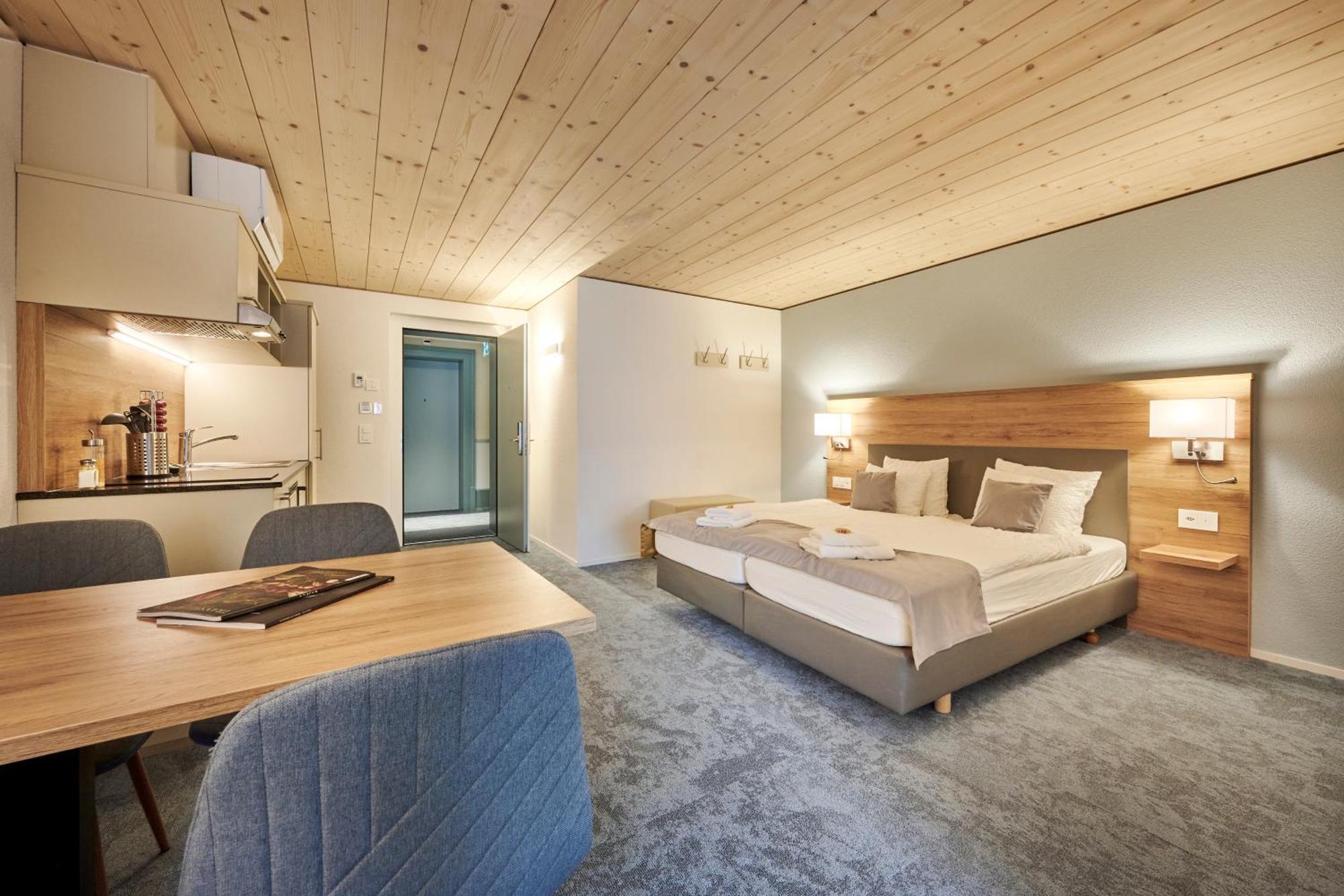 Aparthotel Krone - Self Check-In Unterseen ภายนอก รูปภาพ