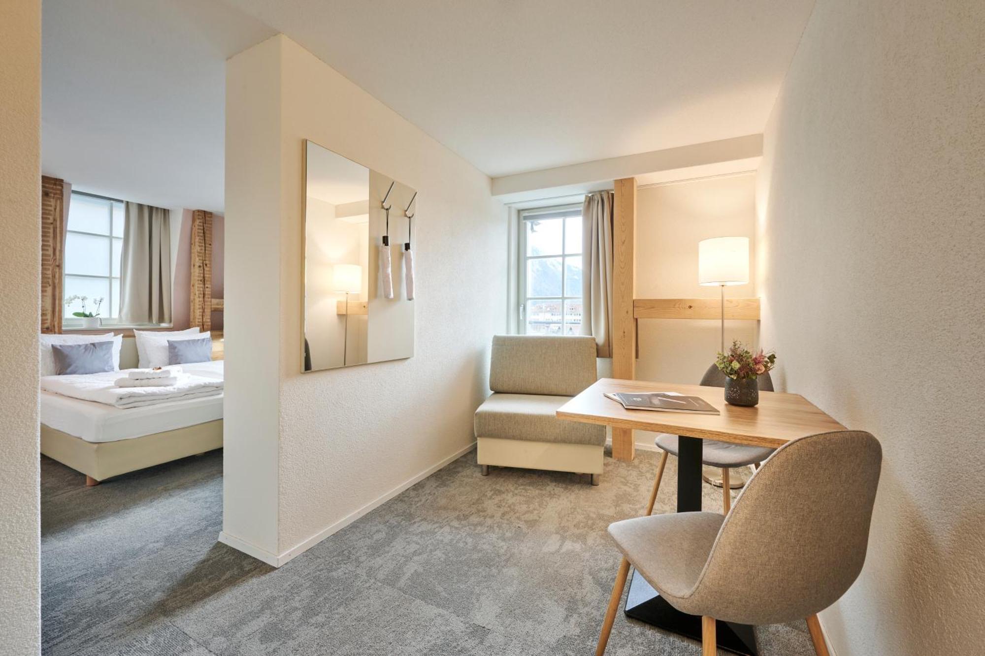 Aparthotel Krone - Self Check-In Unterseen ภายนอก รูปภาพ